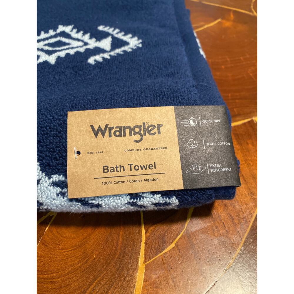 Wrangler - 1 Bath Towel and 1 Hand Towel - Picture 5 of 6